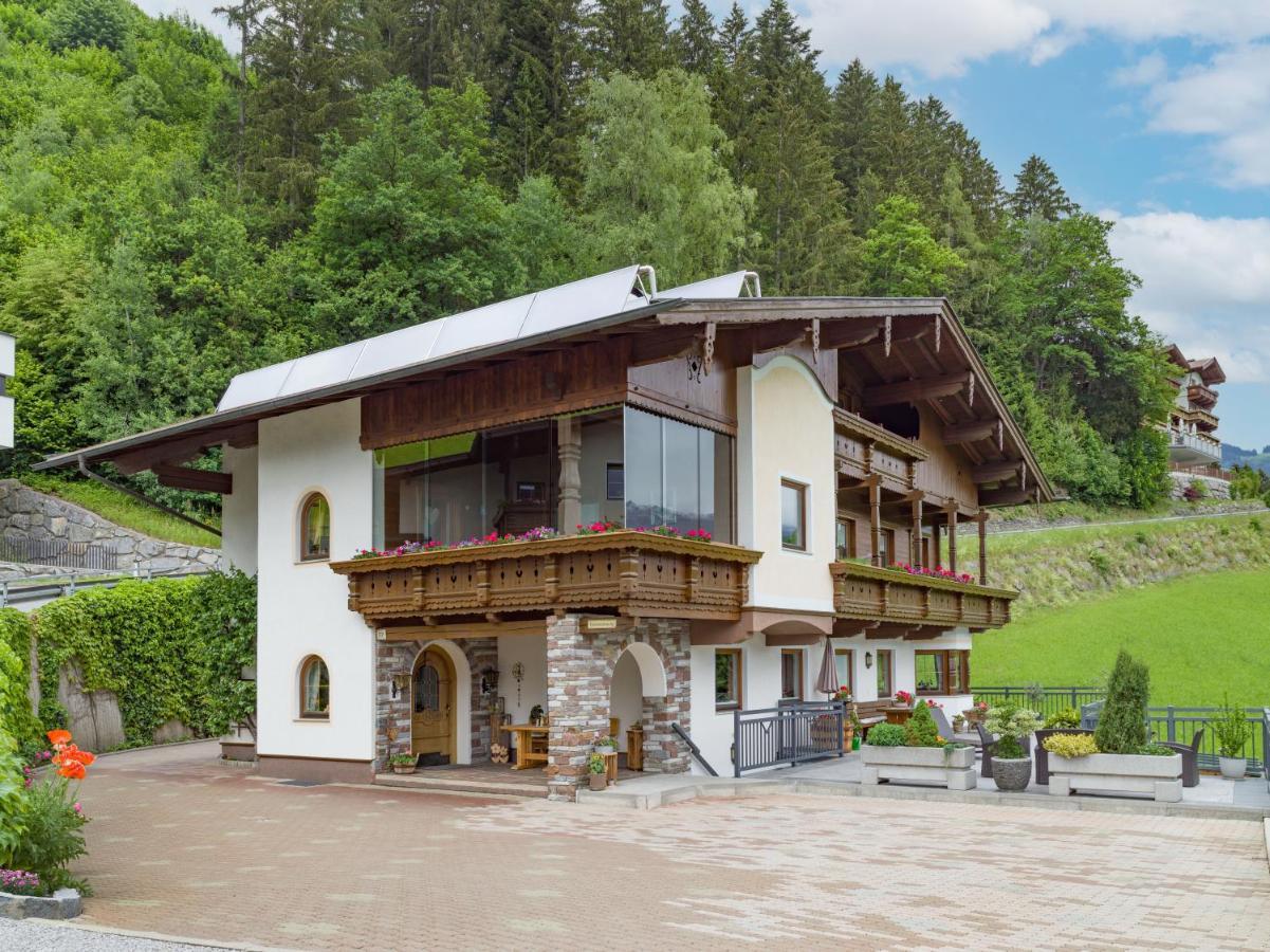 Haus Agnes Daum Lägenhet Hippach Exteriör bild