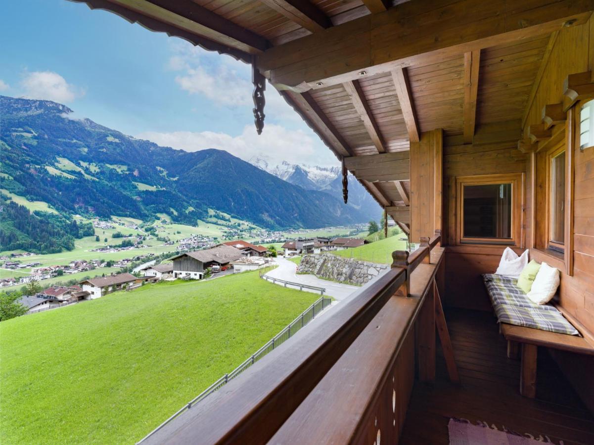 Haus Agnes Daum Lägenhet Hippach Exteriör bild